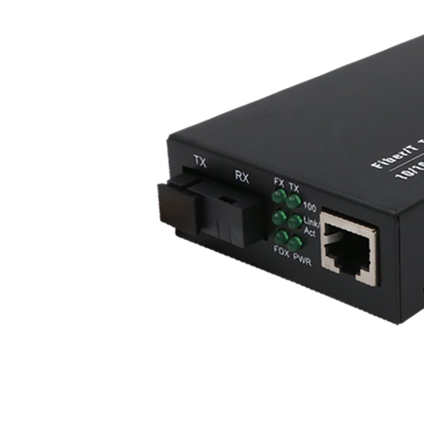 10/100MBps 2KM Fast Ethernet Fiber Media Converter
