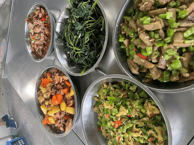 typical chinese food spicy style